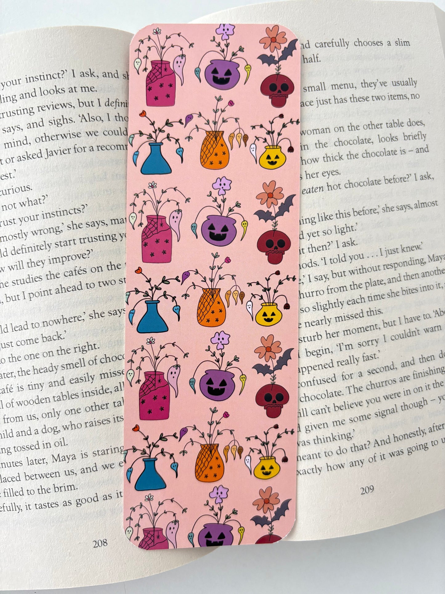 Spooky plants bookmark, Apple pattern bookmark