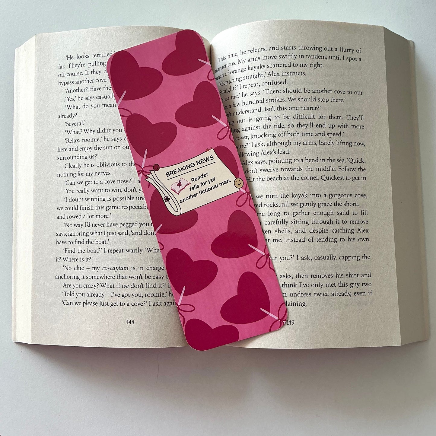 Romance reader bookmark, Breaking news bookmark