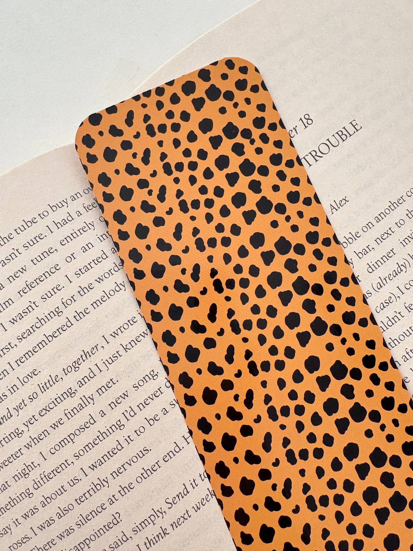 Cheetah pattern bookmark