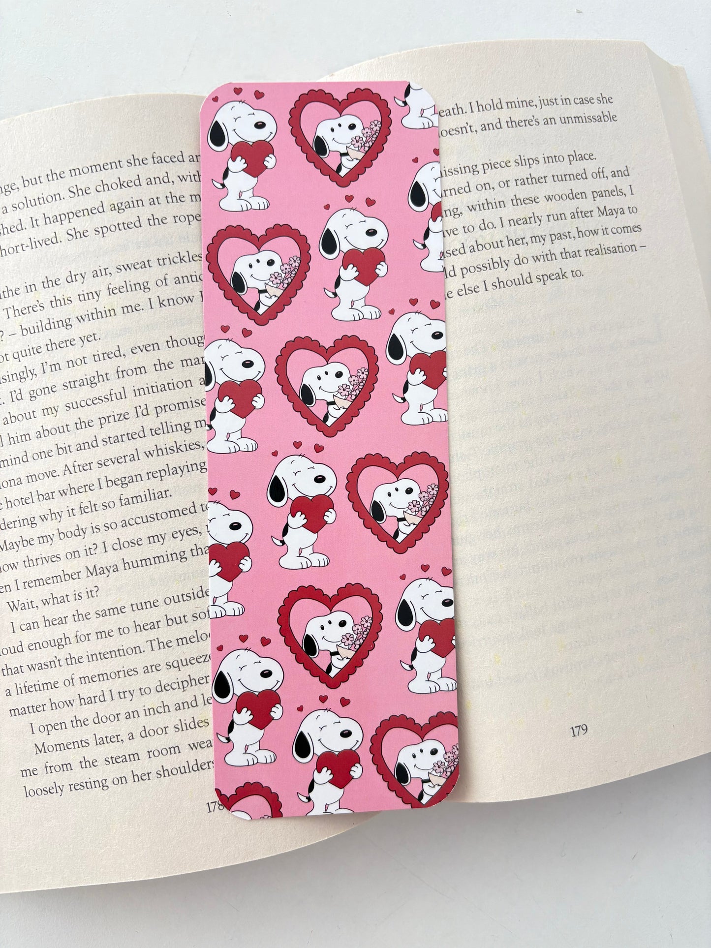 Valentine Snoòpy Bookmark
